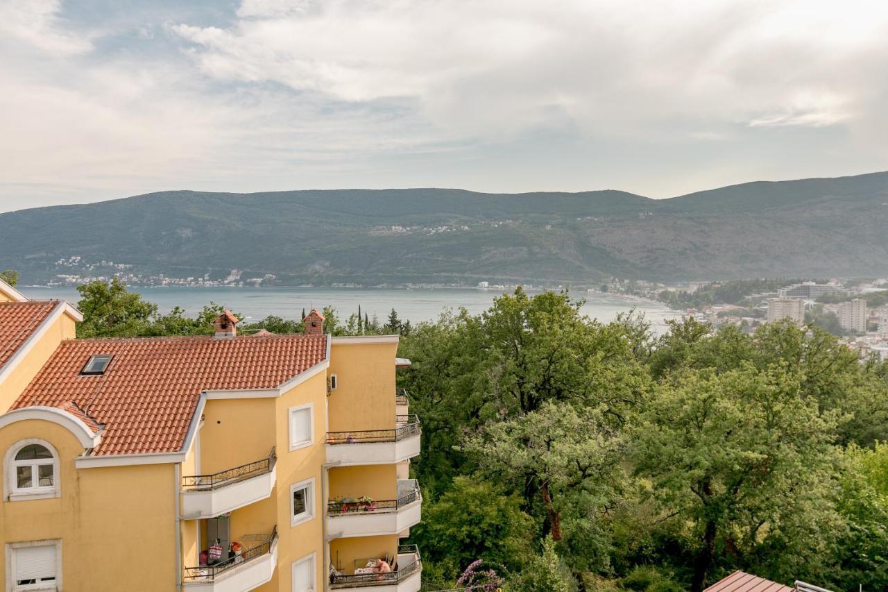 Sunnyapartments Herceg Novi Esterno foto