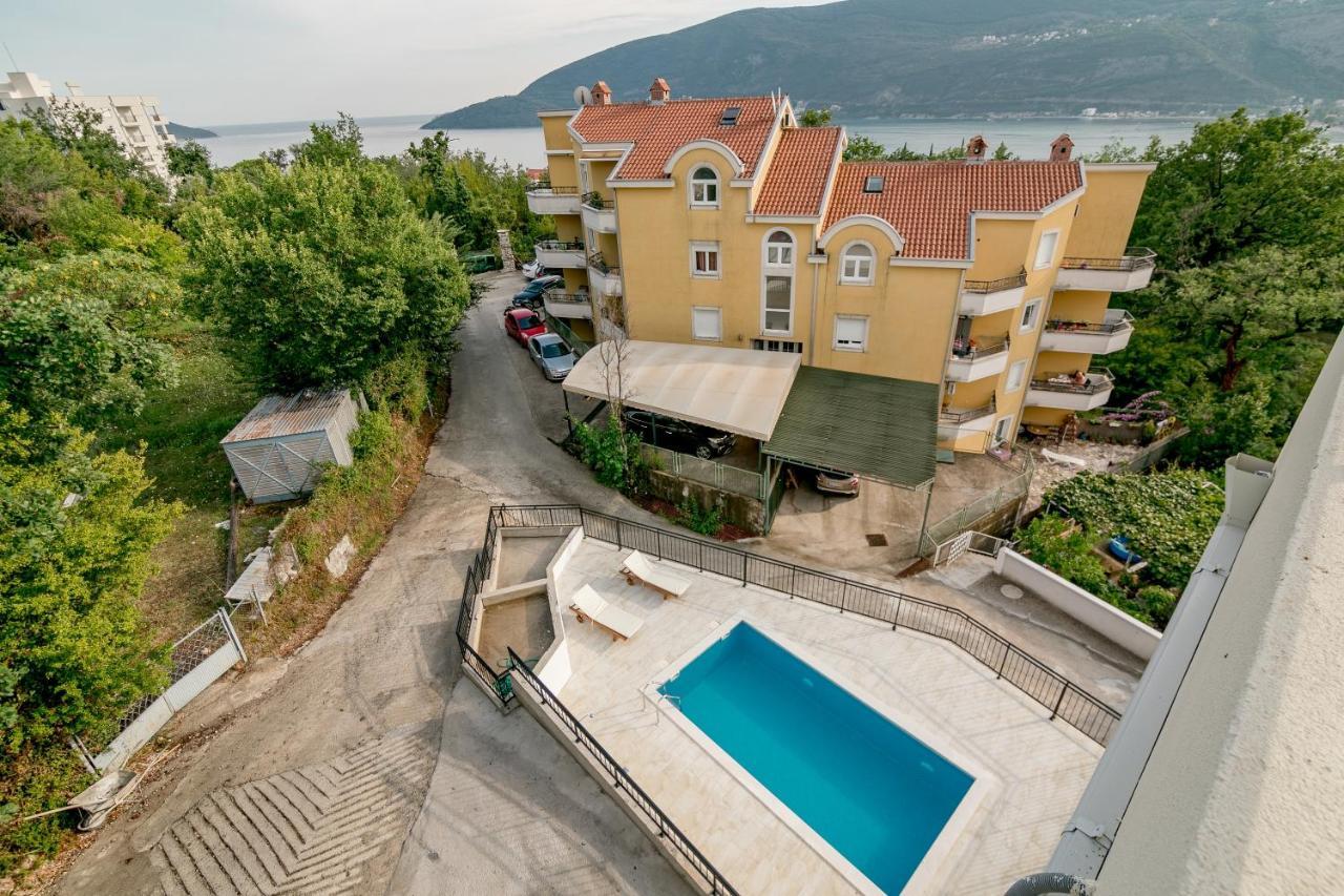 Sunnyapartments Herceg Novi Esterno foto