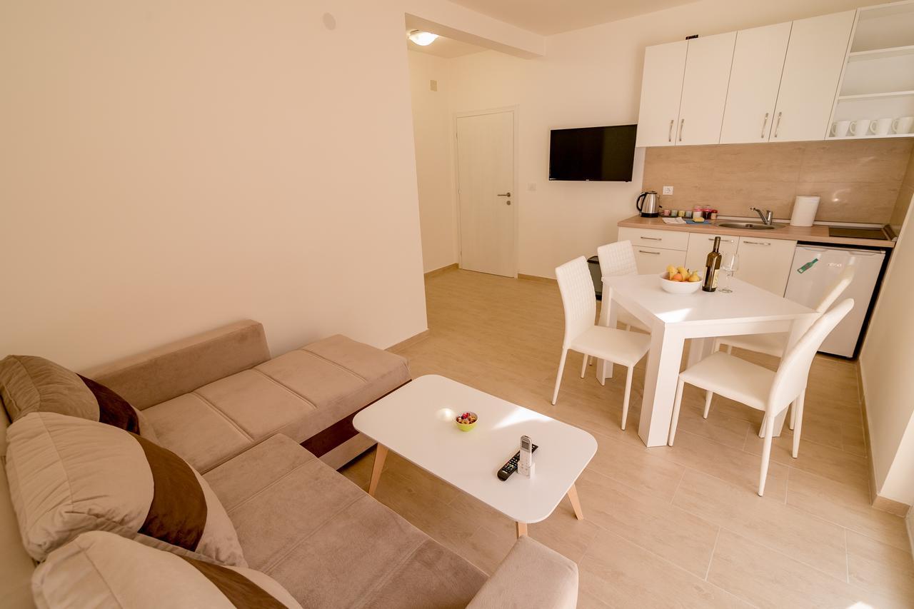 Sunnyapartments Herceg Novi Esterno foto